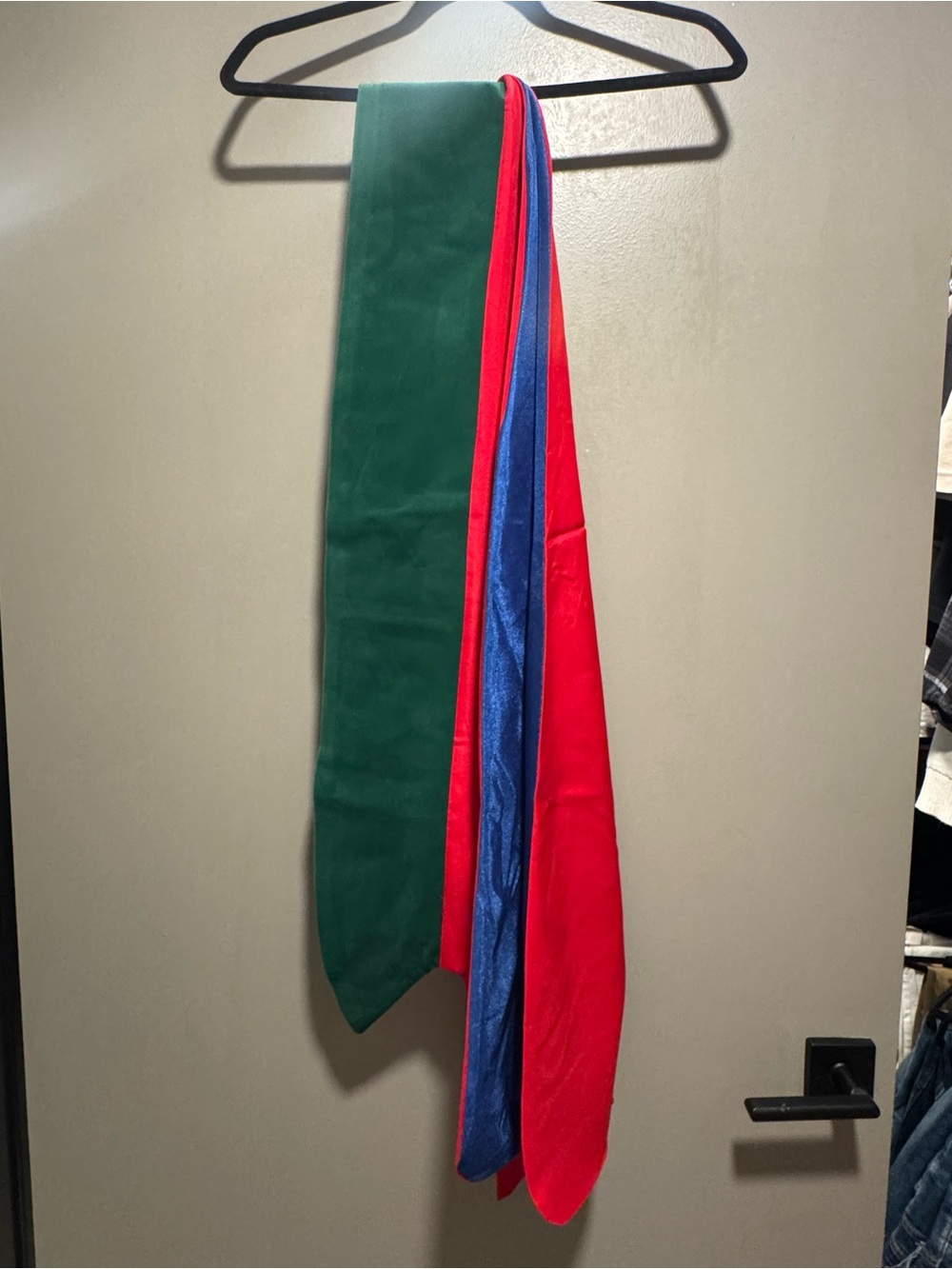 Doctorate Graduation Gown and Cap with Hood and tassels - Shenandoah University - Picture 5 of 8